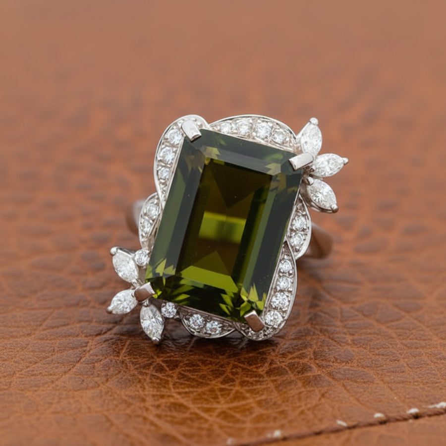 Estate Green Tourmaline and Diamond Platinum Ring