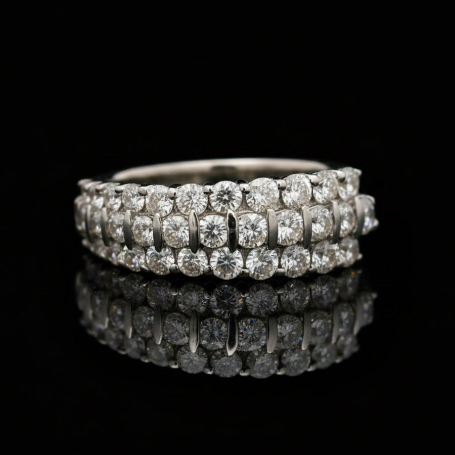 Modern 1.50 cttw Diamond Platinum Ring