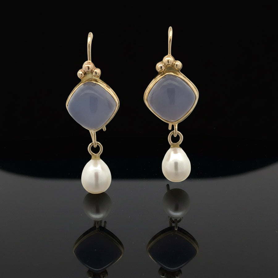 Estate Designer Mazza Chalcedony and Pearl 14Kt/18Kt Yellow Gold Drop Earring