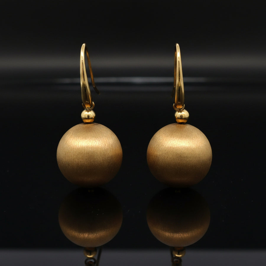 Italian Designer 18Kt Yellow Gold Satin Finish Ball Earring