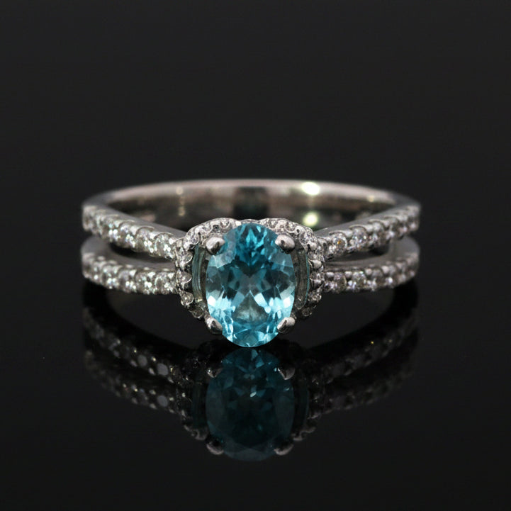 Estate Diamond & Blue Zircon 18K White Gold Ring