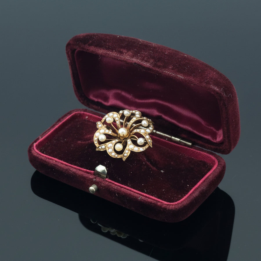 Victorian Natural Pearl 14K Yellow Gold Brooch